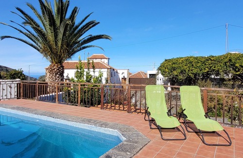 Icod de los Vinos Cottage | Finca El Poleo with pool and sea view