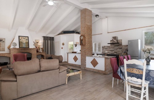 Olvera Villa | Finca El Porvenir with Mountain View, Pool, Whirlpool, Wi-Fi & Garden