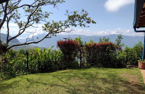 Fredonia House | Finca Emilio