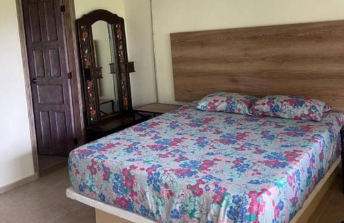 La Vega Hotel | FINCA HOTEL TIERRA NUEVA CAMPESTRE- Quadruple Room with Garden View #1