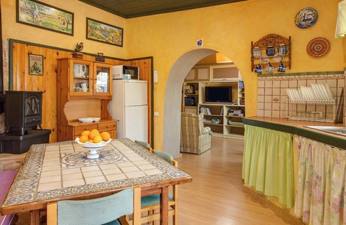 Valleseco Villa | Finca "La Acequia" with Whirlpool, Fast Wi-Fi, Terrace & Garden