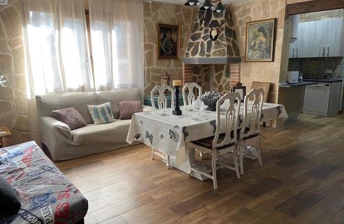 Piqueras del Castillo House | Finca La Marquesa - Cuenca