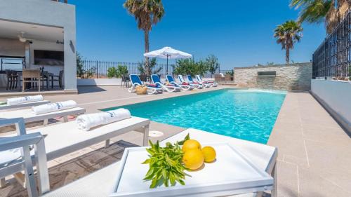 Coin House | Finca La Mirage Coín by Ruralidays