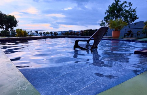 La Mesa Villa | finca la Roca
