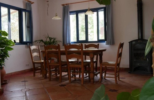 Santa Ana la Real Ski Chalet | FINCA LA TEJONERA