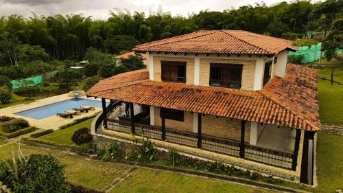 Darien House | Finca Lago Calima