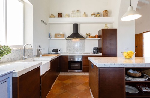 Arcos de la Frontera Cottage | FINCA LAS ENCINILLAS. Spectacular views, pool and wifi