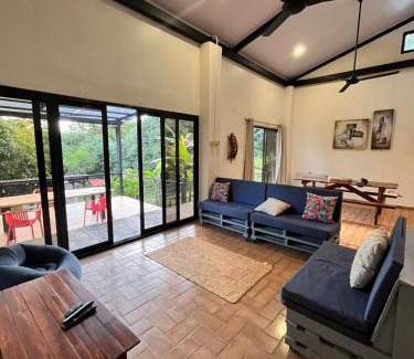 Tarcoles House | Finca Los Almendros