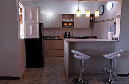 El Penol House | Finca Los Cantares with Swimming Pool and private Jacuzzi