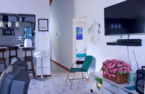 El Penol House | Finca Los Cantares with Swimming Pool and private Jacuzzi