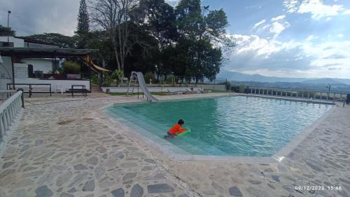 Armenia House | Finca Maratón Alto