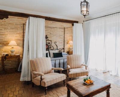 Jimena de la Frontera Hotel | Finca Monasterio