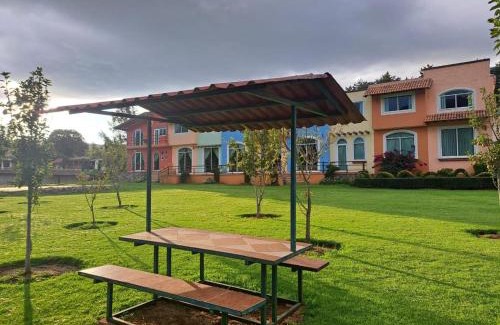 Villa del Carbon Hotel | Finca San Fernando