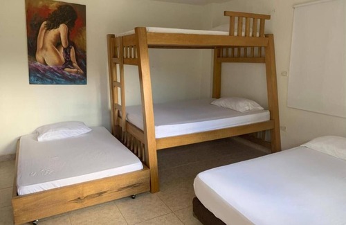 Guatape Villa | Finca Santa Monica Guatape Privada Lujosa Piscina Jacuzzi Sauna Muelle