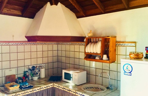 Tigalate Cottage | Finca Valentina - The Oven House