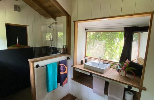 Isla Pastores Cabin | Finca vela lodge