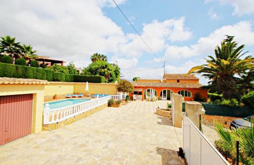 Paratella Villa | Finca Vicente - charming, Finca style holiday villa in Teulada