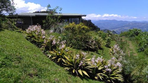 Pacuare Reserve Ski Chalet | Finca Y Granja Loma Bonita