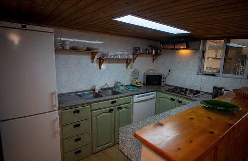 Malpais de Guimar Cottage | Finca Yphys Casa del Sol with Free WiFi near Basilica Candelaria