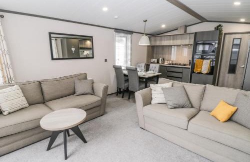 Cayton Bay House | Finch 59