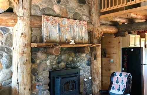Delta Cabin | Find peace and adventure on the Gunnison River, just minutes from Delta!
