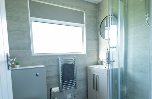 Kessingland Ski Chalet | Find peace by the beach in a beautiful chalet.