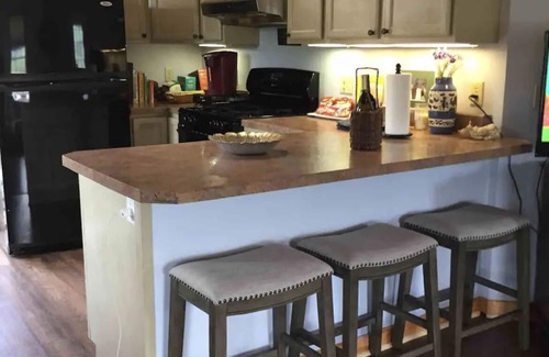 Criders House | Find your serenity at this mountain cottage with river access.