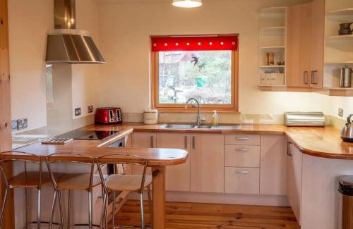 Forres Ski Chalet | Findhorn Ecovillage Escape - Clearwater
