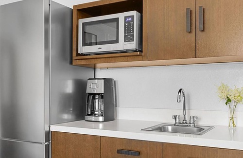 Palm Desert Resort | ๐
๐ข๐ง๐๐ข๐ง๐  ๐๐๐ข๐ฅ๐ข-Coachella Fun @ Desert Springs Villas Resort+Amenities