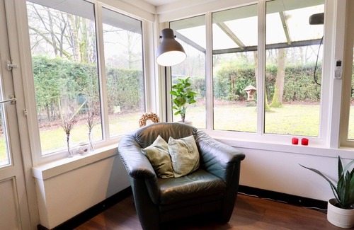 Rekem House | Fine bungalow with a garden in a wooded area