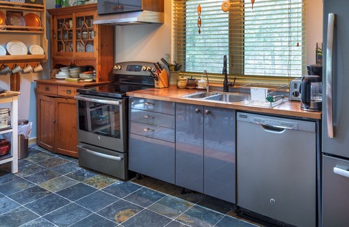 Garden Bay House | Fine Craft Cedar House