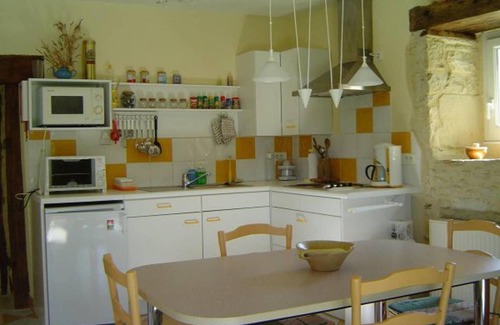 Degagnac House | Fine small holiday home with a shared pool
