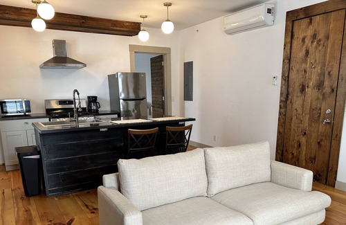 Newburgh House | Finely Restored Apartment In Historic Building