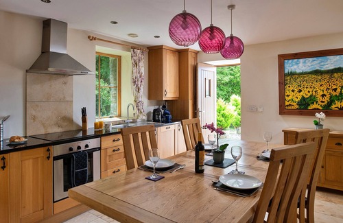 Eglwysbach Cottage | Finest Retreats | Buzzards View