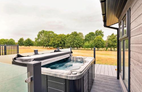 Cambridge Ski Chalet | Finest Retreats - Cambridge Luxury Lodge