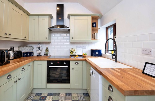 Denbigh Cottage | Finest Retreats - Capel Hebron