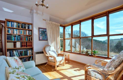 Llanidloes House | Finest Retreats - Cwmfron House