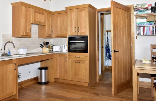 Wollerton Cottage | Finest Retreats | Disabled-Friendly Farm Cottage
