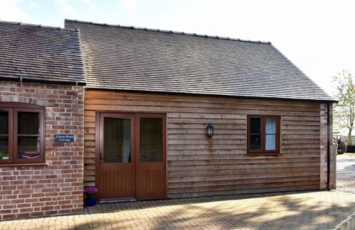 Wollerton Cottage | Finest Retreats | Disabled-Friendly Farm Cottage