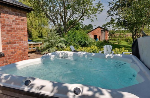 Halfway House House | Finest Retreats - Fox and Hare
