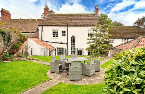 Catterick House | Finest Retreats - Low Green Cottage