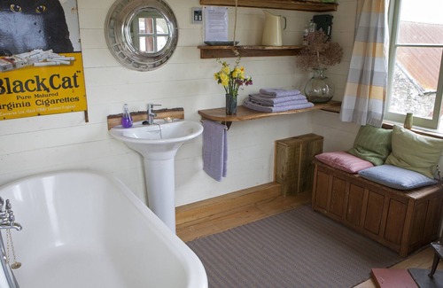 Westbrook Court Ski Chalet | Finest Retreats | Majestic Bus