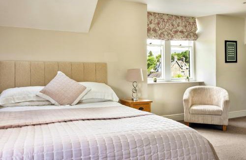 Ambleside House | Finest Retreats - Kelsick Villa Guest House - Helvellyn