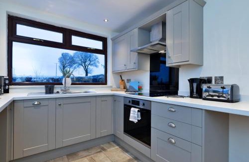 Foxt House | Finest Retreats - Kingsley Hollows Cottage