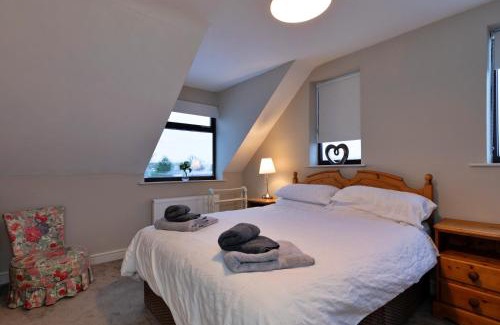 Foxt House | Finest Retreats - Kingsley Hollows Cottage