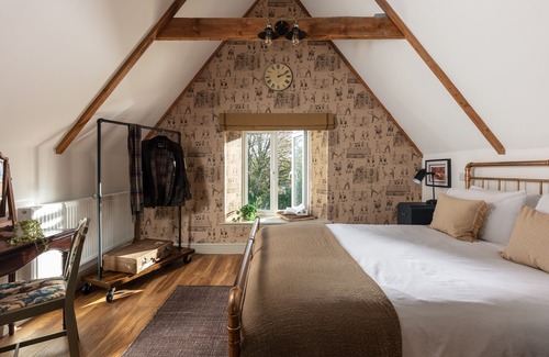 Par Apartment | Finest Retreats | Queensbury Loft