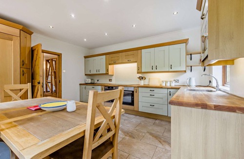Horseheath House | Finest Retreats - The House at No. 47