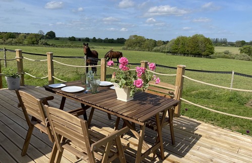 Banbury Cabin | Finest Retreats | The Campion