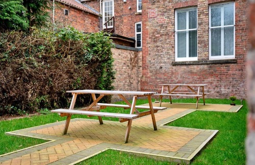 Boroughbridge House | Finest Retreats - The Bank House