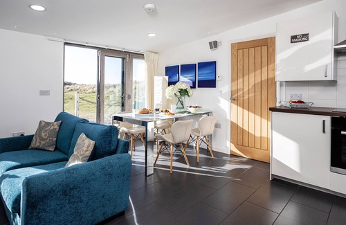 Barrow-in-Furness Cottage | Finest Retreats | The Lighthouse Hide